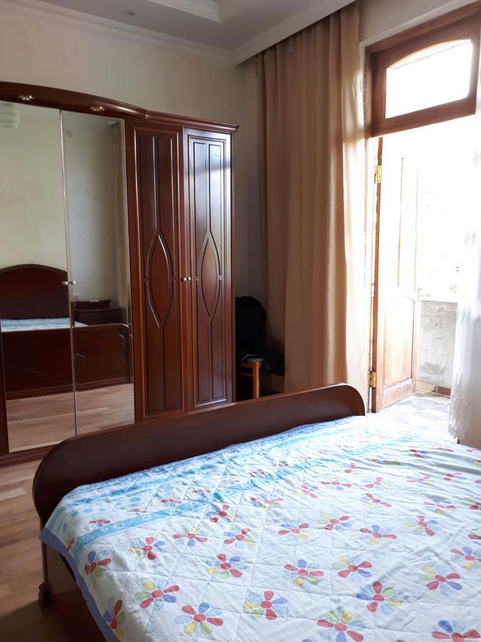 Guest House In Sarpi Luaran gambar